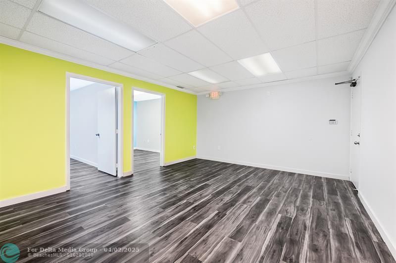 2817 E Oakland Park Blvd, Fort Lauderdale, FL 33306 Photo