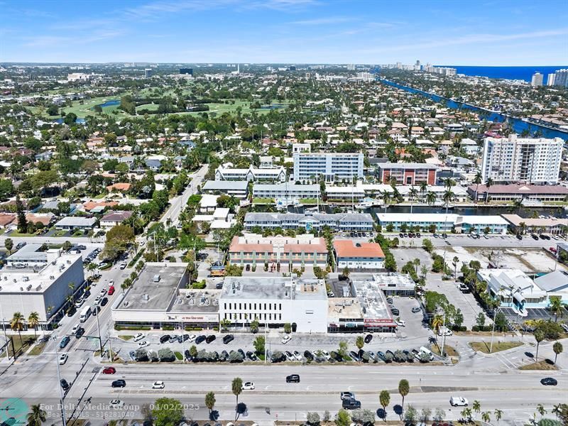 2817 E Oakland Park Blvd, Fort Lauderdale, FL 33306 Photo