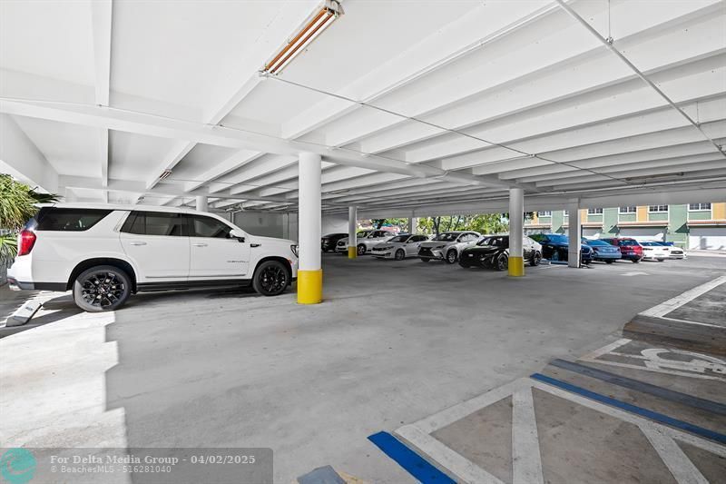 2817 E Oakland Park Blvd, Fort Lauderdale, FL 33306 Photo