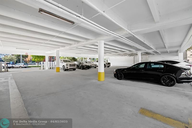 2817 E Oakland Park Blvd, Fort Lauderdale, FL 33306 Photo