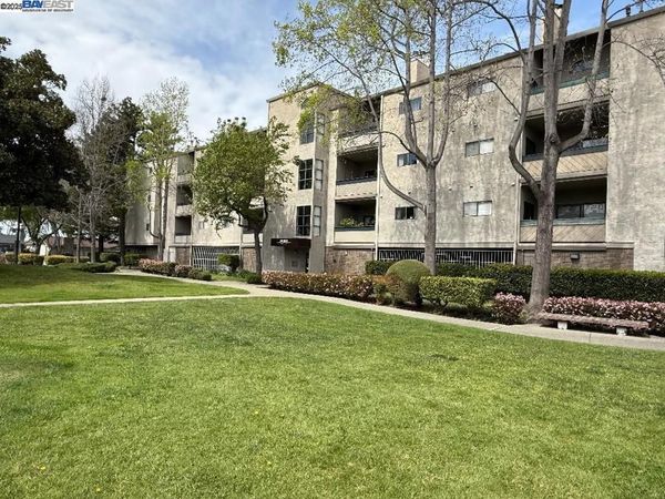 25850 Kay Ave, Hayward, CA 94545