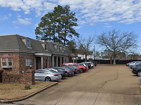 5440 Executive Place, Jackson, MS 39206