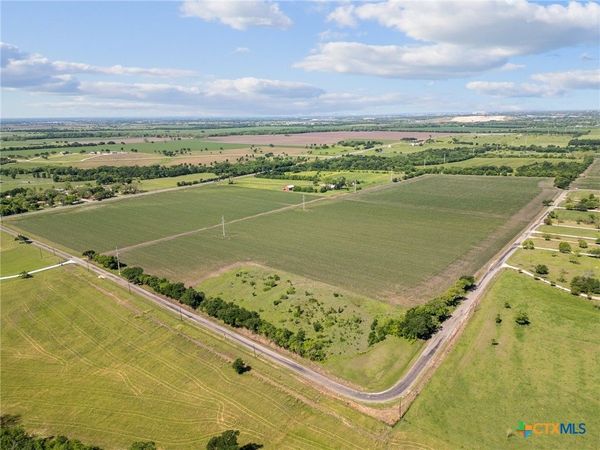 Coyote Lot: 0000 North Mockingbird, Temple, TX 76501