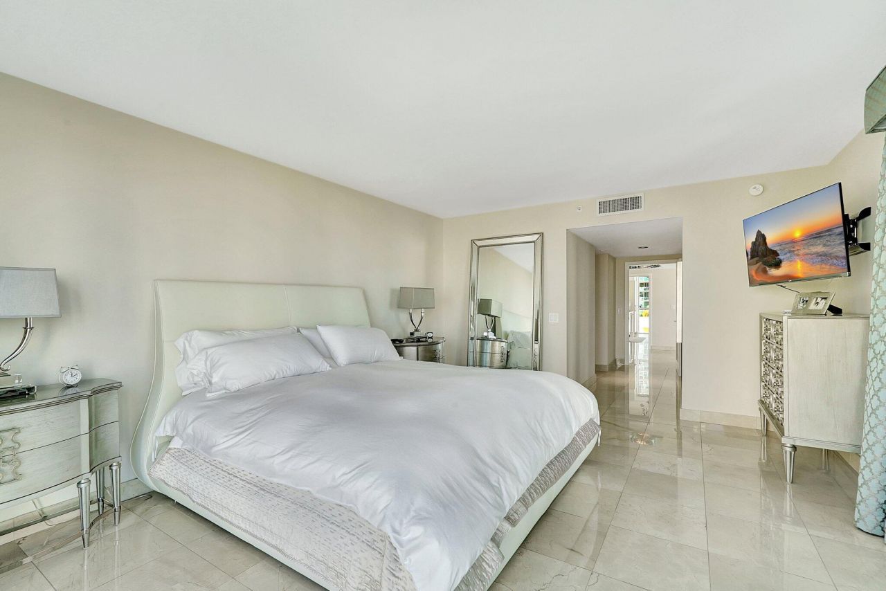 16400 Collins Avenue, Unit 641, Sunny Isles Beach, FL 33160 Photo