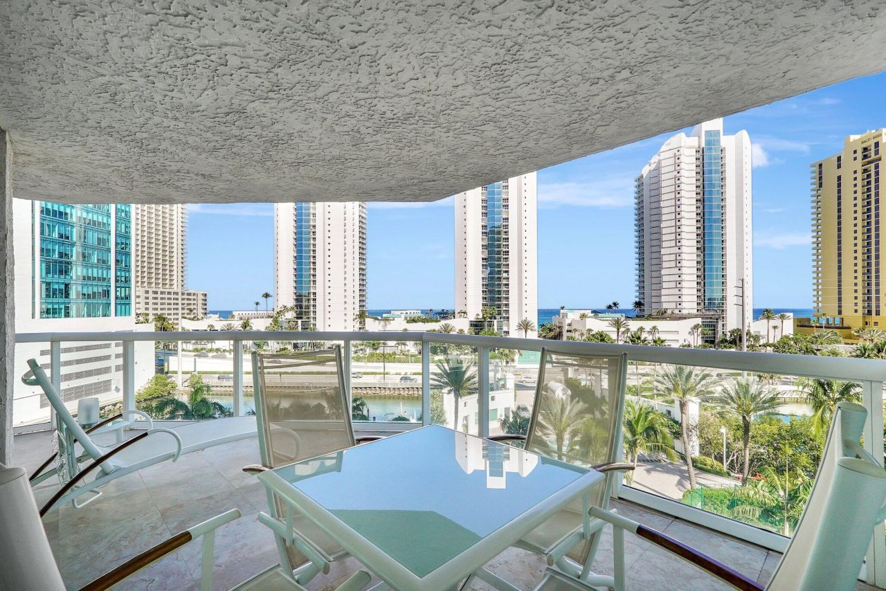 16400 Collins Avenue, Unit 641, Sunny Isles Beach, FL 33160 Photo