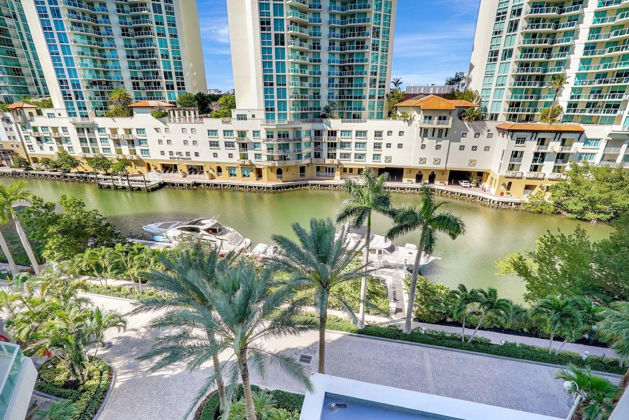 16400 Collins Avenue, Unit 641, Sunny Isles Beach, FL 33160 Photo