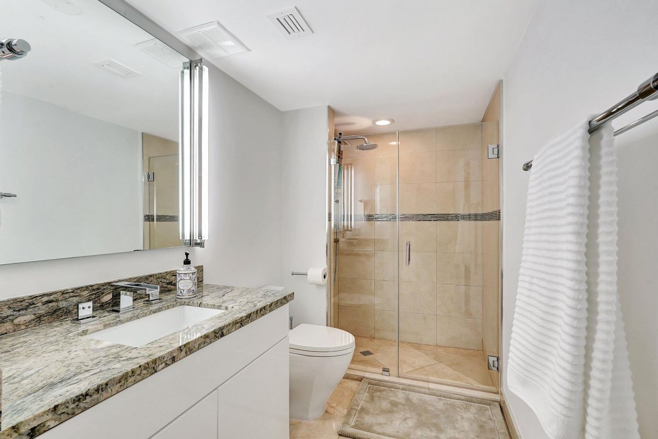 16400 Collins Avenue, Unit 641, Sunny Isles Beach, FL 33160 Photo