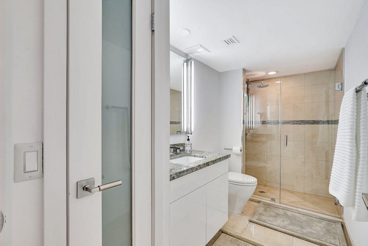 16400 Collins Avenue, Unit 641, Sunny Isles Beach, FL 33160 Photo