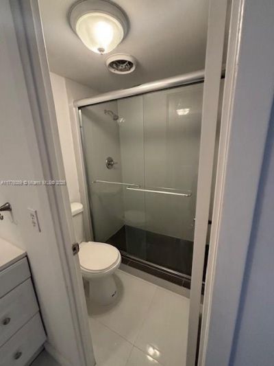 401 Golden Isles Dr, Unit 712, Hallandale Beach, FL 33009 Photo