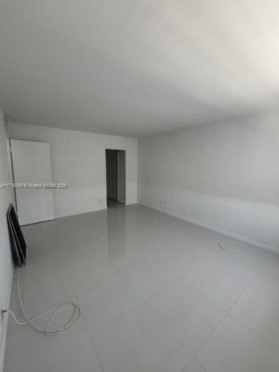 401 Golden Isles Dr, Unit 712, Hallandale Beach, FL 33009 Photo