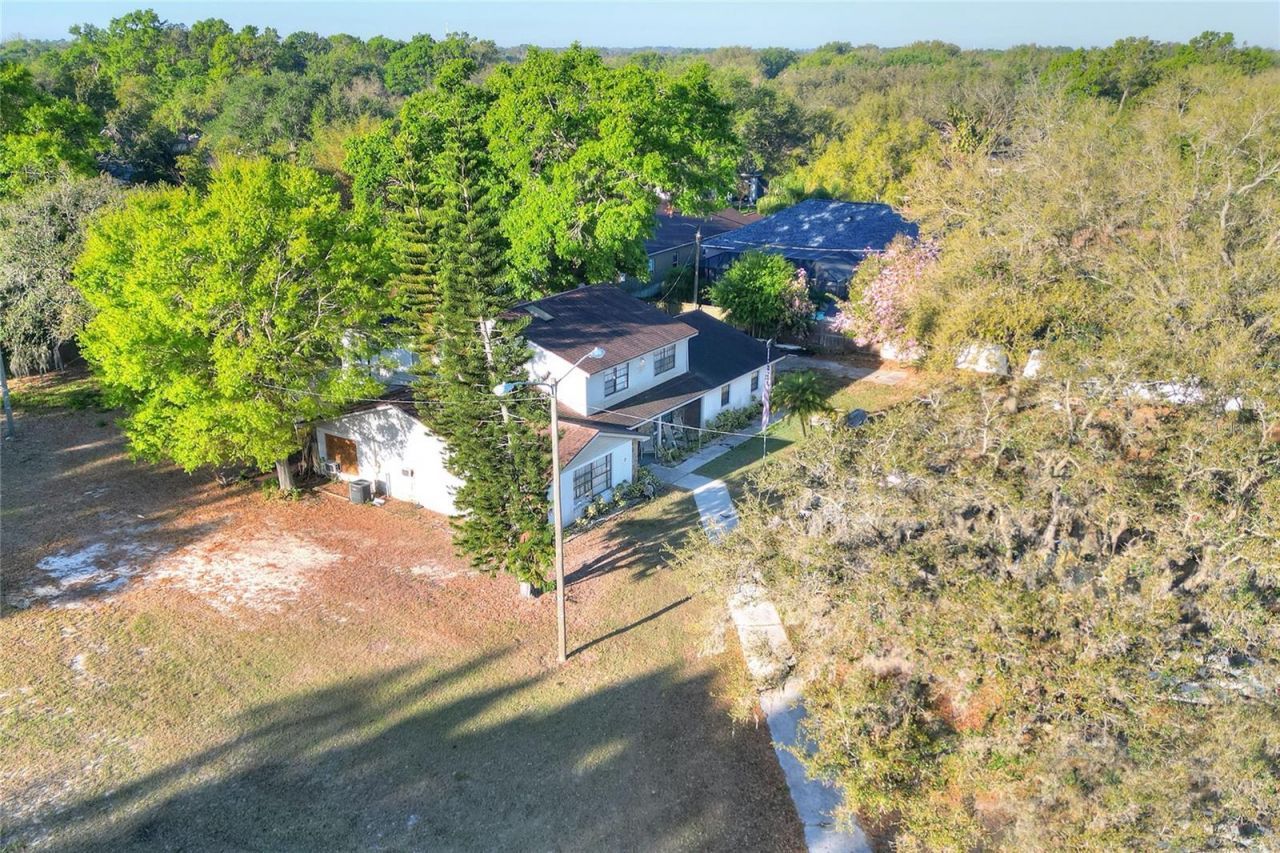 4207 E Lumsden Road, Valrico, FL 33594 Photo