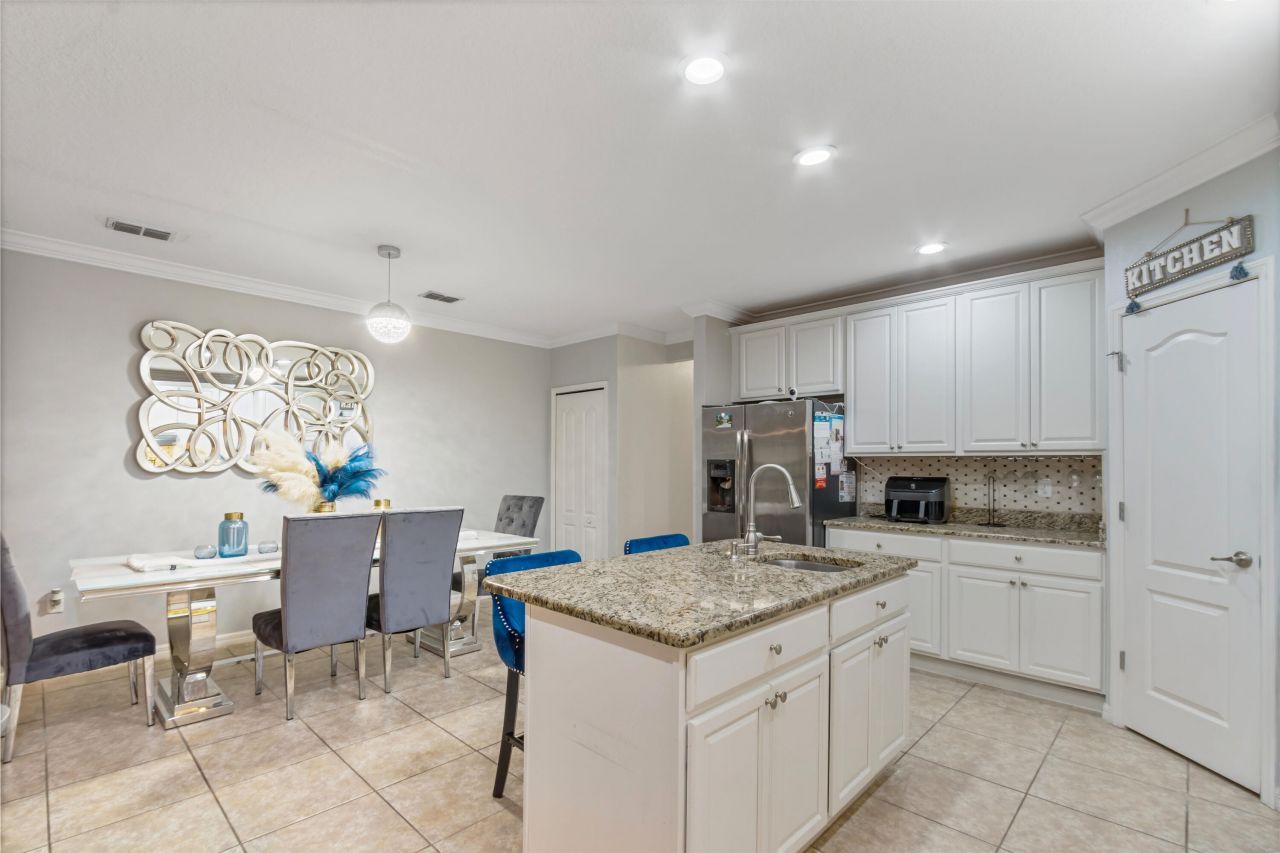 6102 NW Painted Bunting Court, Port Saint Lucie, FL 34986 Photo