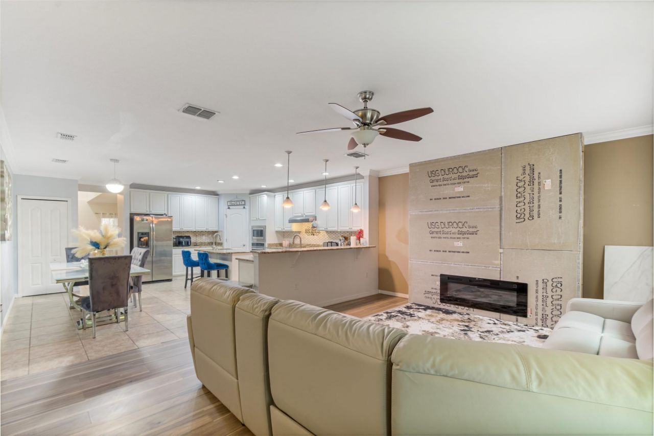 6102 NW Painted Bunting Court, Port Saint Lucie, FL 34986 Photo