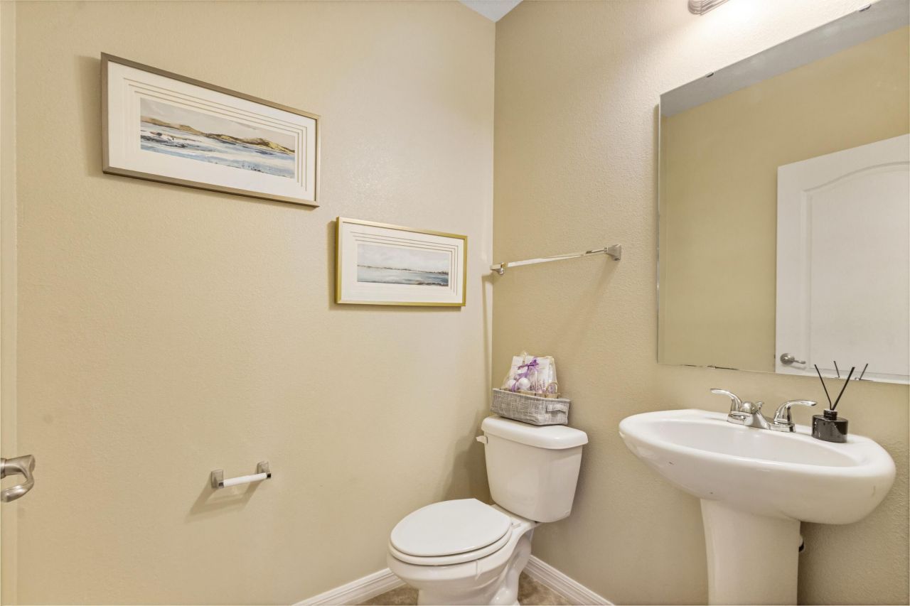 6102 NW Painted Bunting Court, Port Saint Lucie, FL 34986 Photo