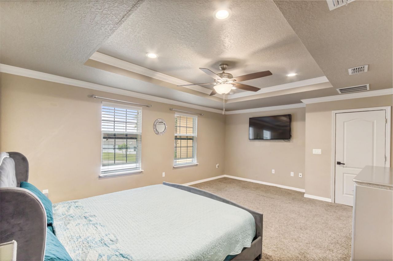 6102 NW Painted Bunting Court, Port Saint Lucie, FL 34986 Photo