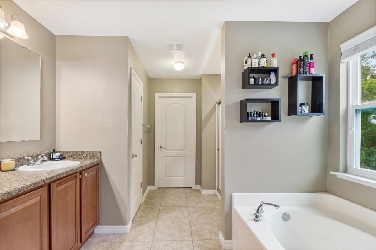 6102 NW Painted Bunting Court, Port Saint Lucie, FL 34986 Photo