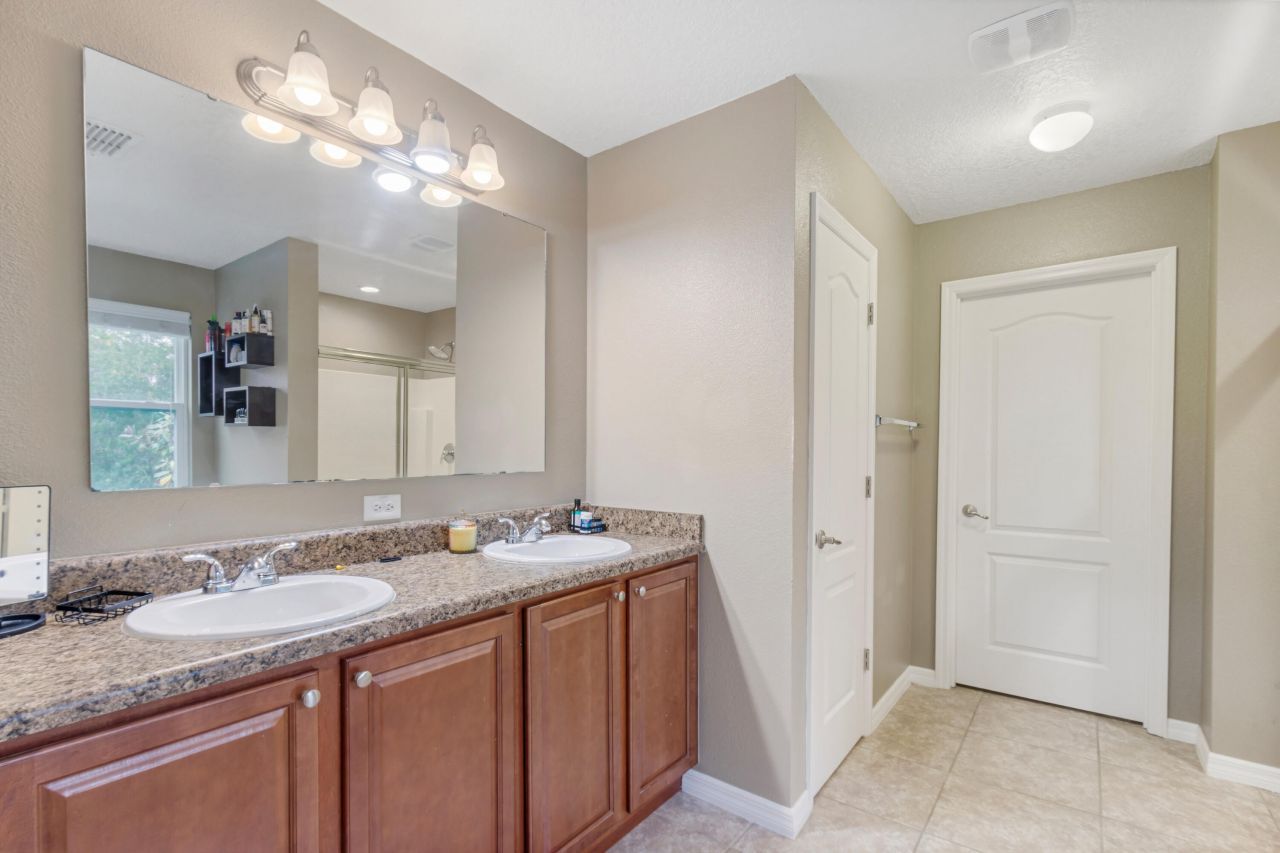 6102 NW Painted Bunting Court, Port Saint Lucie, FL 34986 Photo