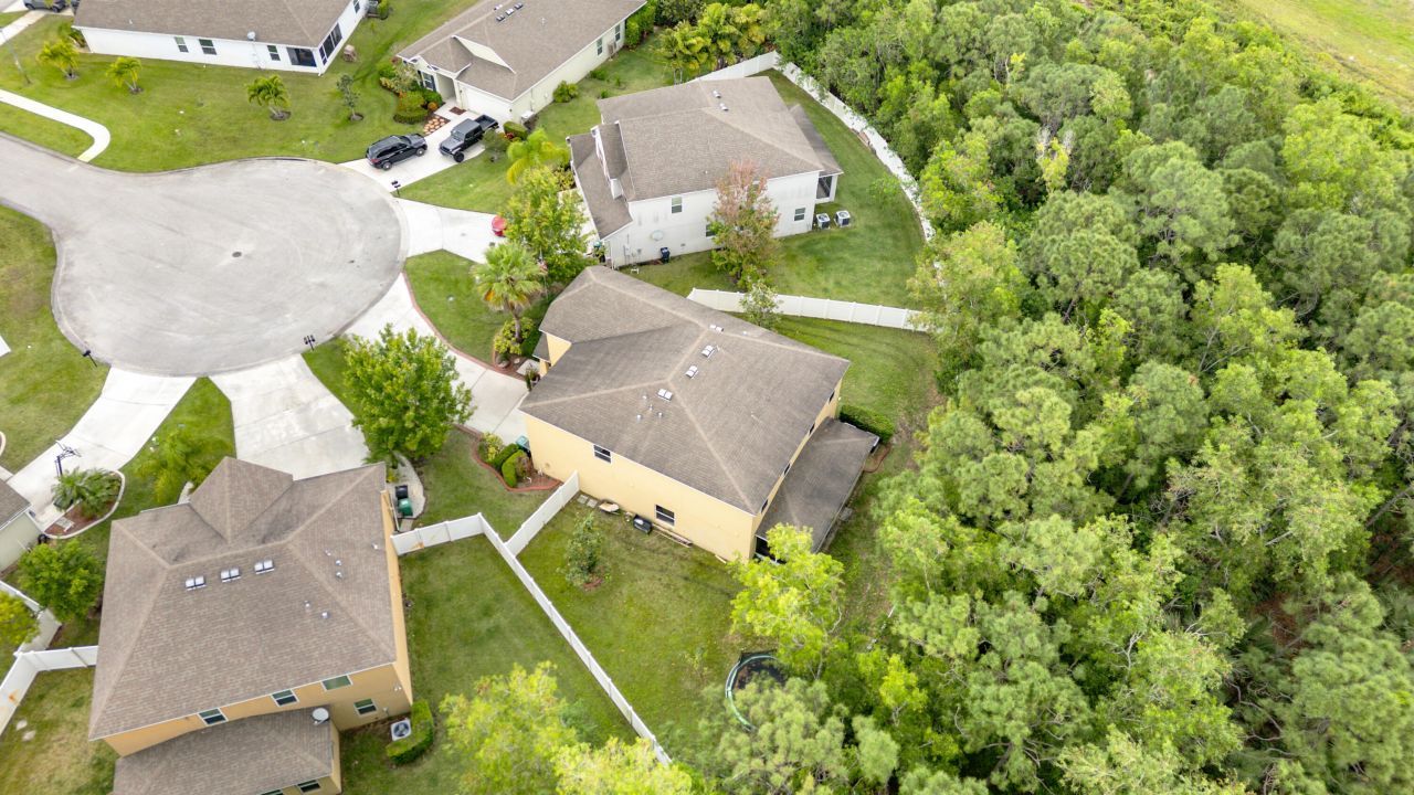 6102 NW Painted Bunting Court, Port Saint Lucie, FL 34986 Photo