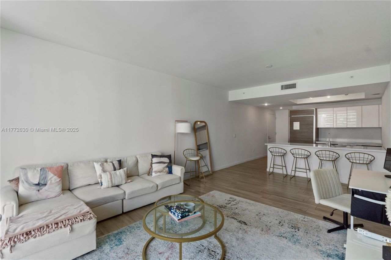 1100 S Miami Ave, Unit 2007, Miami, FL 33130 Photo