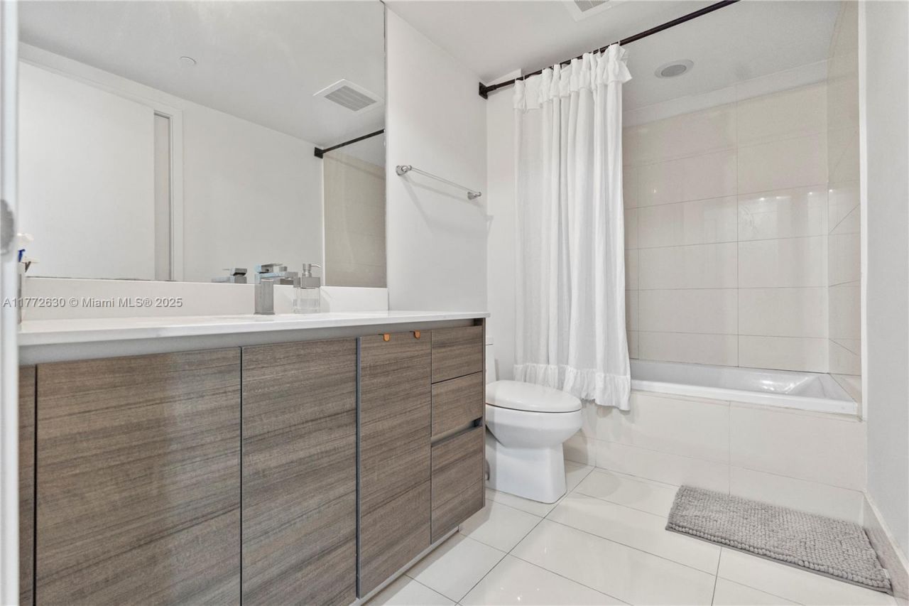 1100 S Miami Ave, Unit 2007, Miami, FL 33130 Photo