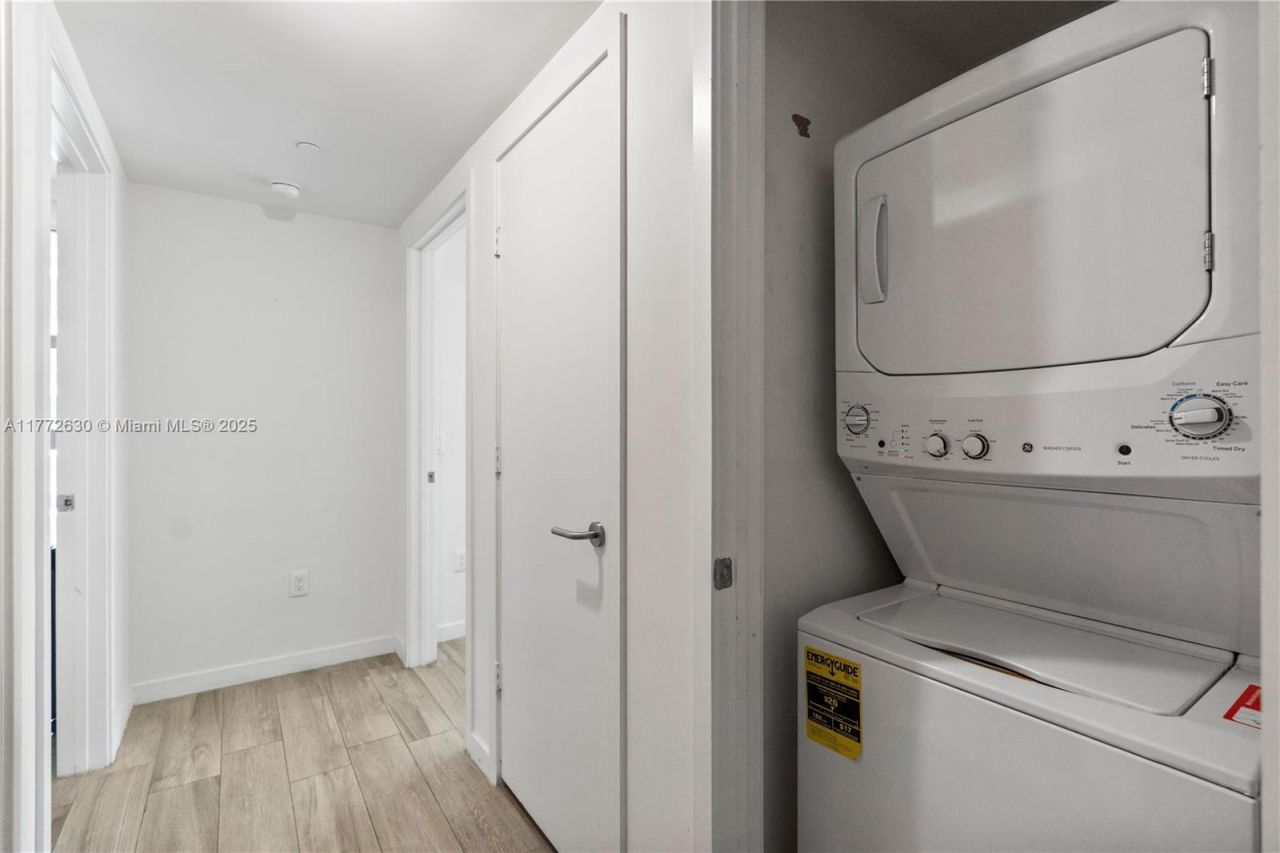 1100 S Miami Ave, Unit 2007, Miami, FL 33130 Photo