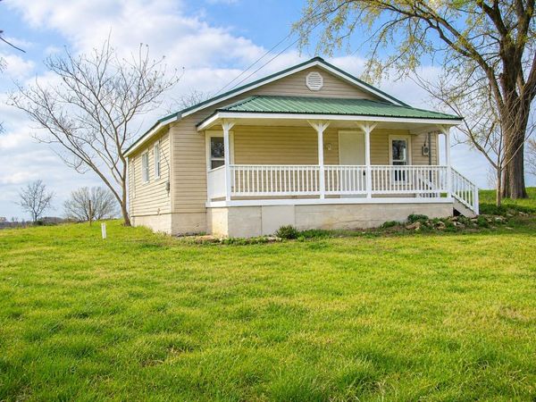 59 Landrace Loop, Tecumseh, MO 65760
