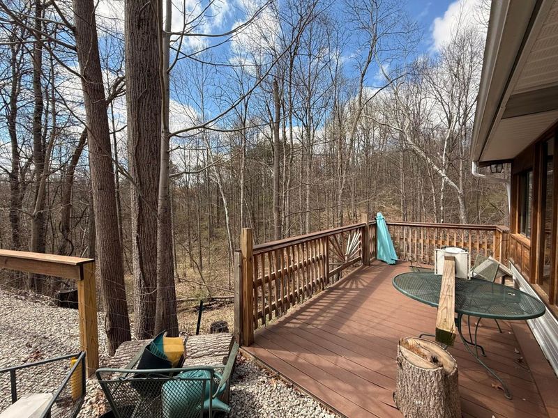 7285 Bohemian Road SE, Corning, OH 43730 Photo 14