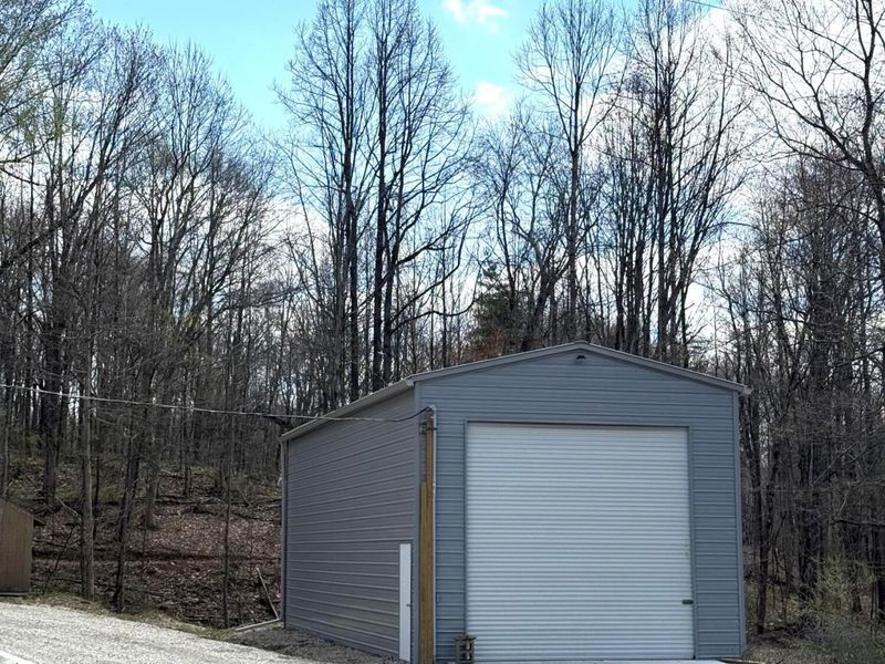 7285 Bohemian Road SE, Corning, OH 43730 Photo 6