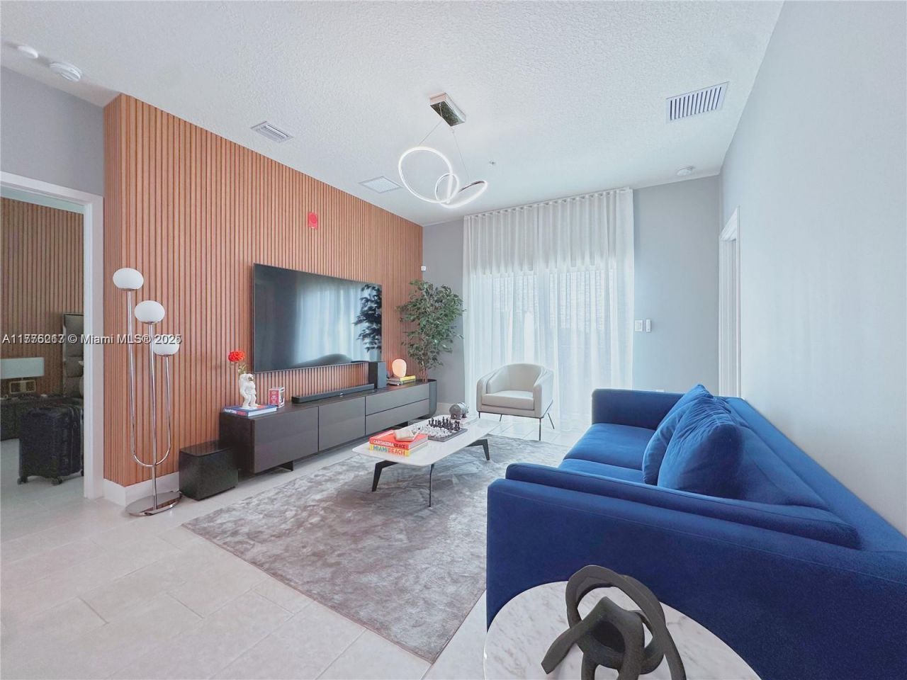 8167 NW 41st St, Unit E-410, Doral, FL 33166 Photo