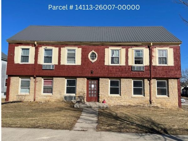 3403 1st Avenue, Cedar Rapids, IA 52403