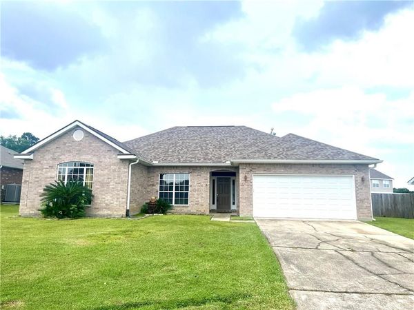 724 SIMPSON Way, Covington, LA 70433