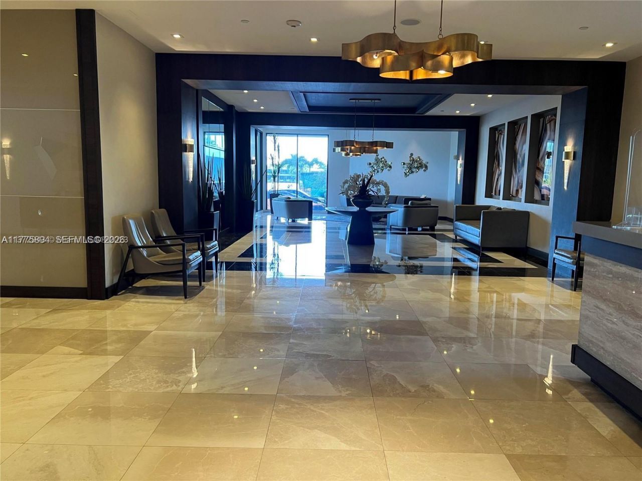 20505 E Country Club Dr, Unit 2034, Aventura, FL 33180 Photo