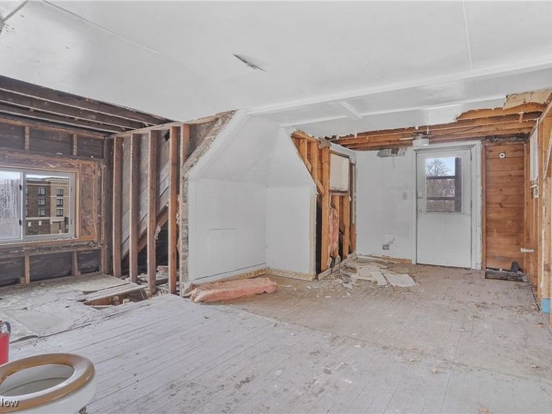 239 E College Avenue, Kent, OH 44240 Photo 36