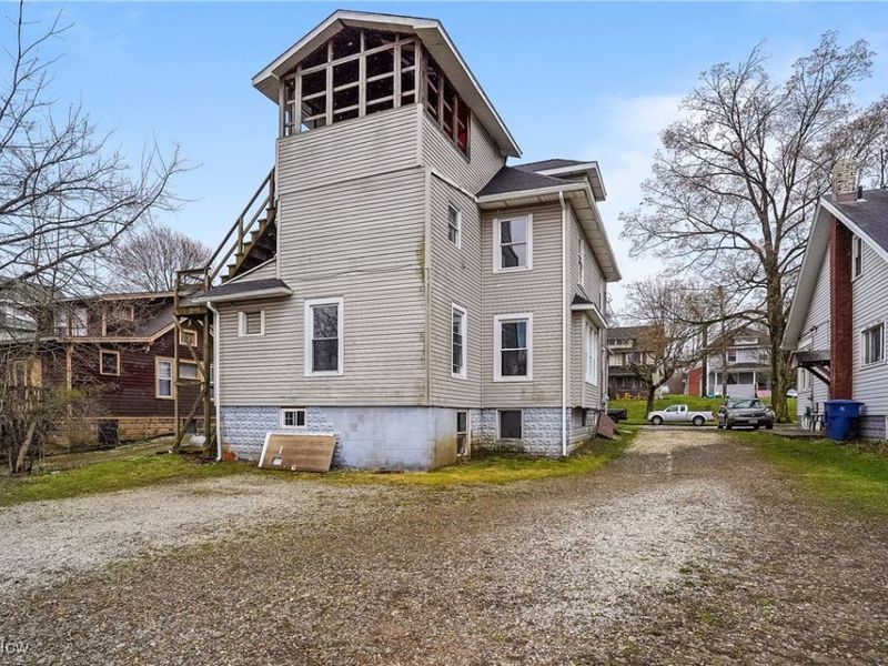 239 E College Avenue, Kent, OH 44240 Photo 4