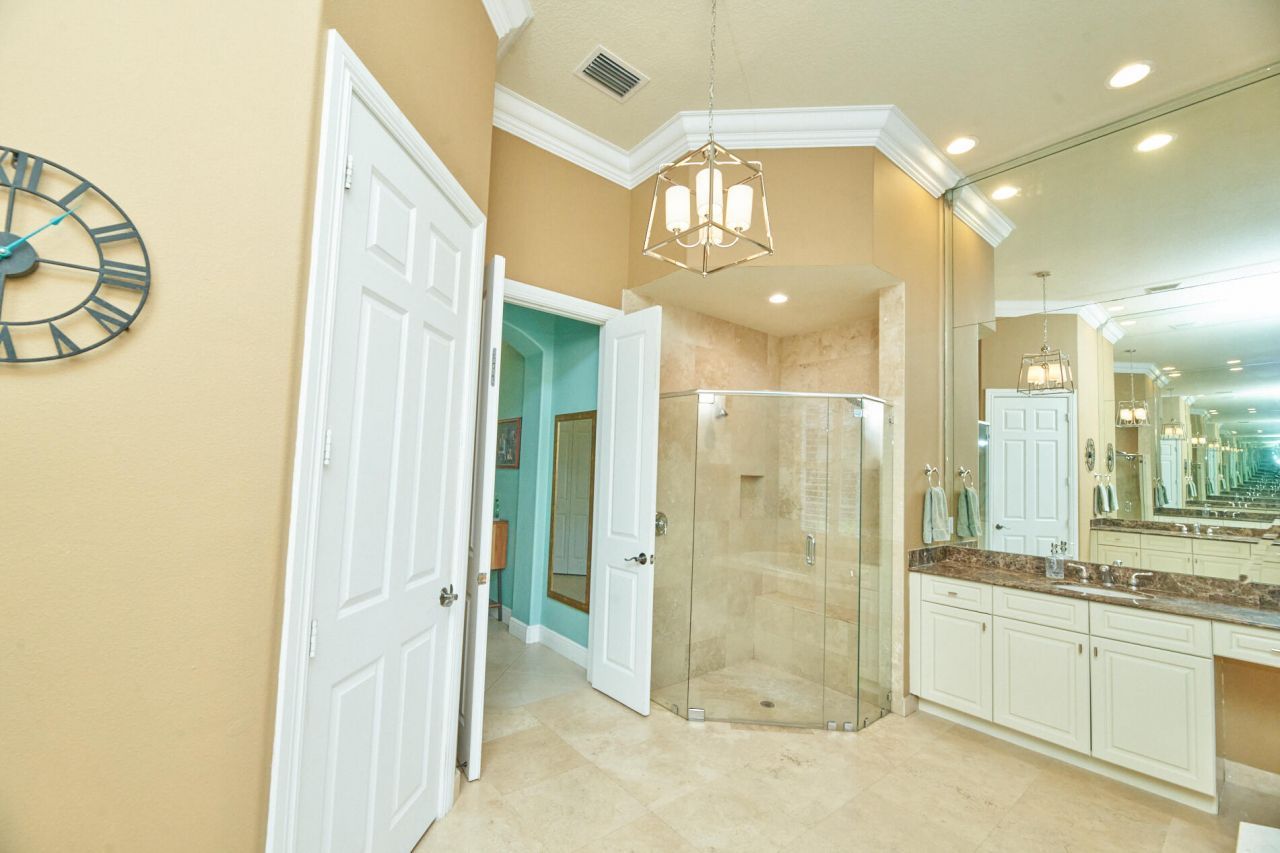 3405 Lago De Talavera, Lake Worth, FL 33467 Photo