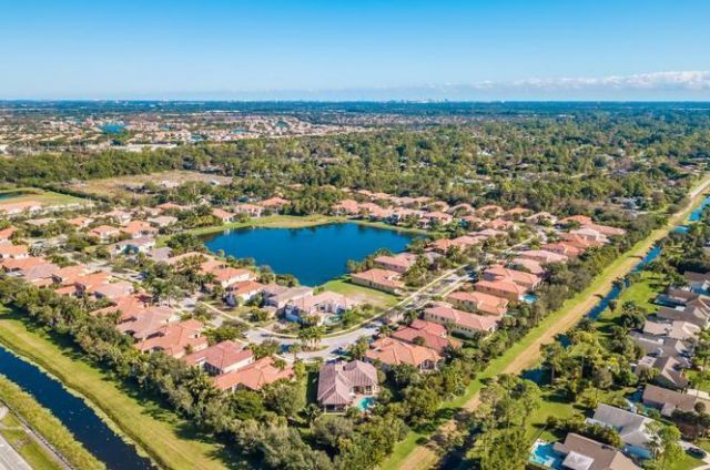 3405 Lago De Talavera, Lake Worth, FL 33467 Photo