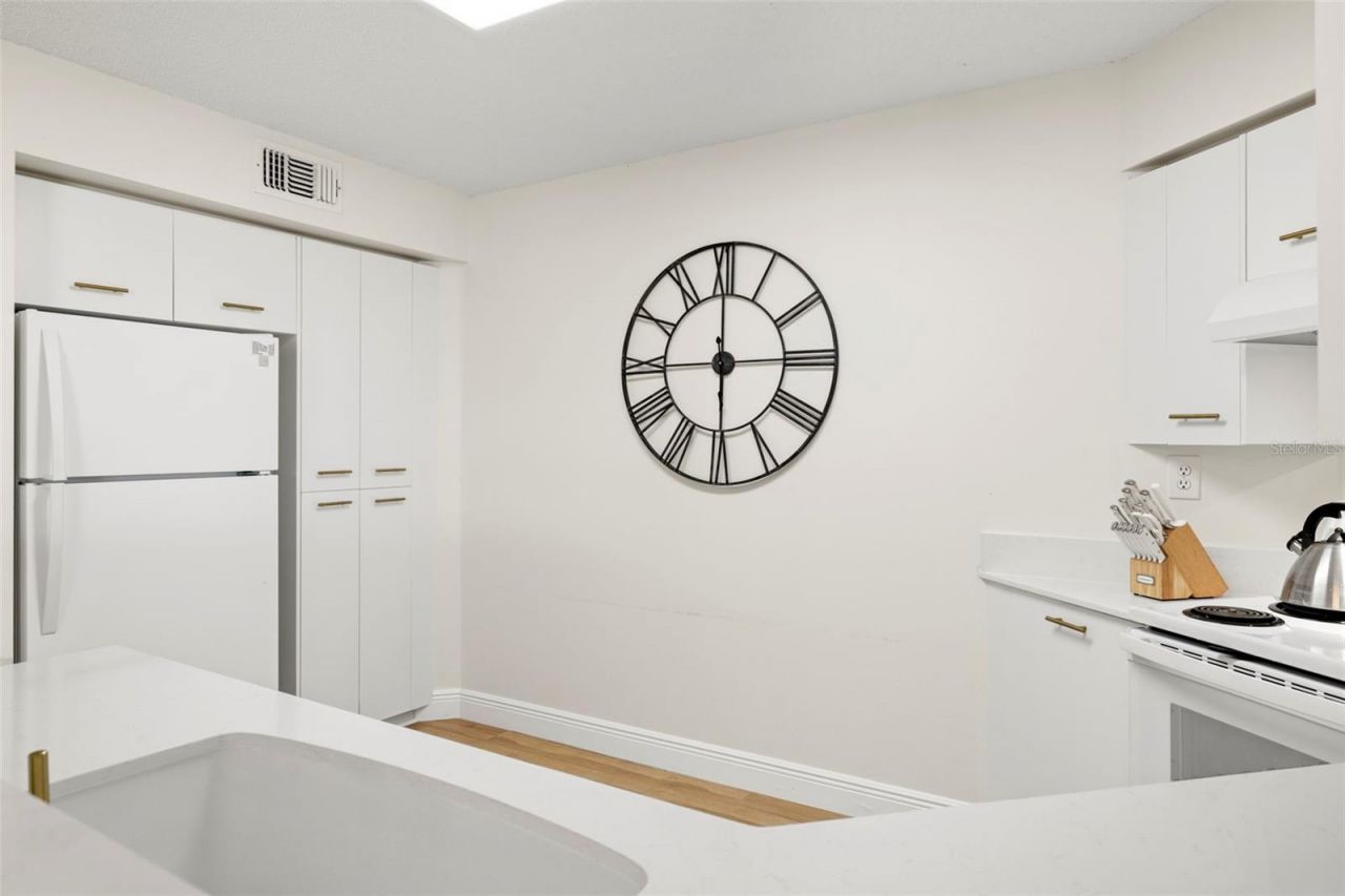 6131 Bahia Del Mar Blvd, Unit 240, Saint Petersburg, FL 33715 Photo