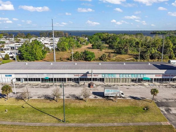 2104 US HIGHWAY 441, LEESBURG, FL 34748