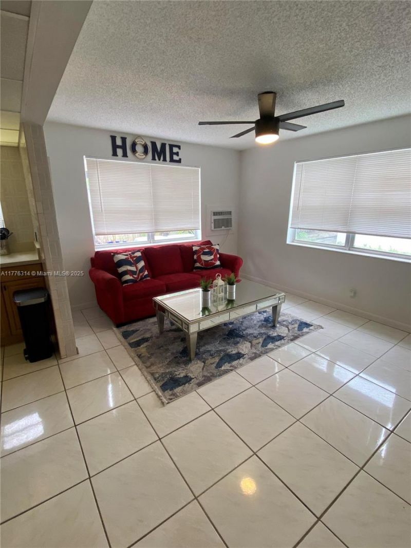 3210 Canal Dr, Unit 8, Pompano Beach, FL 33062 Photo