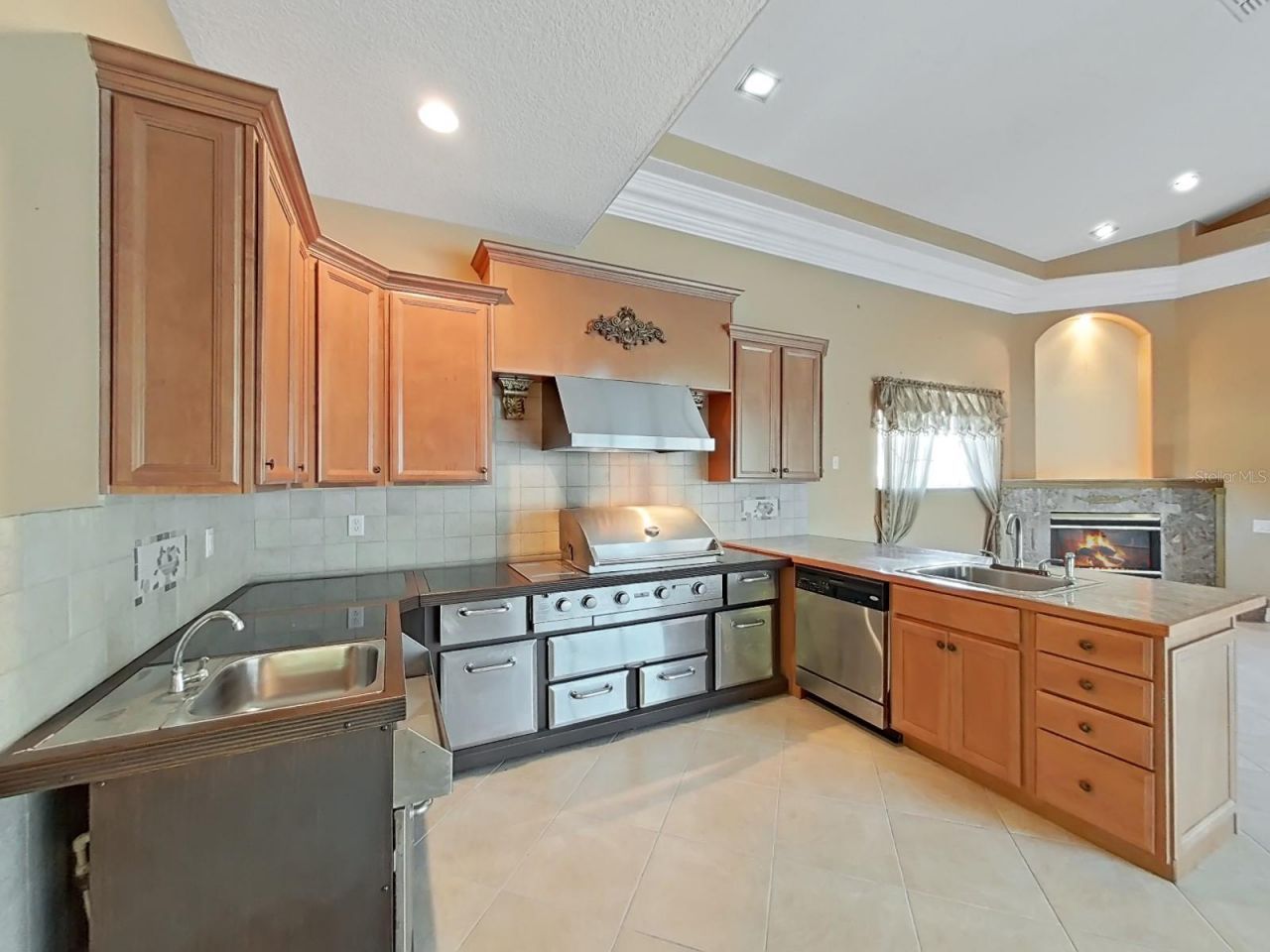 9460 Bearfoot Trail, Weeki Wachee, FL 34613 Photo