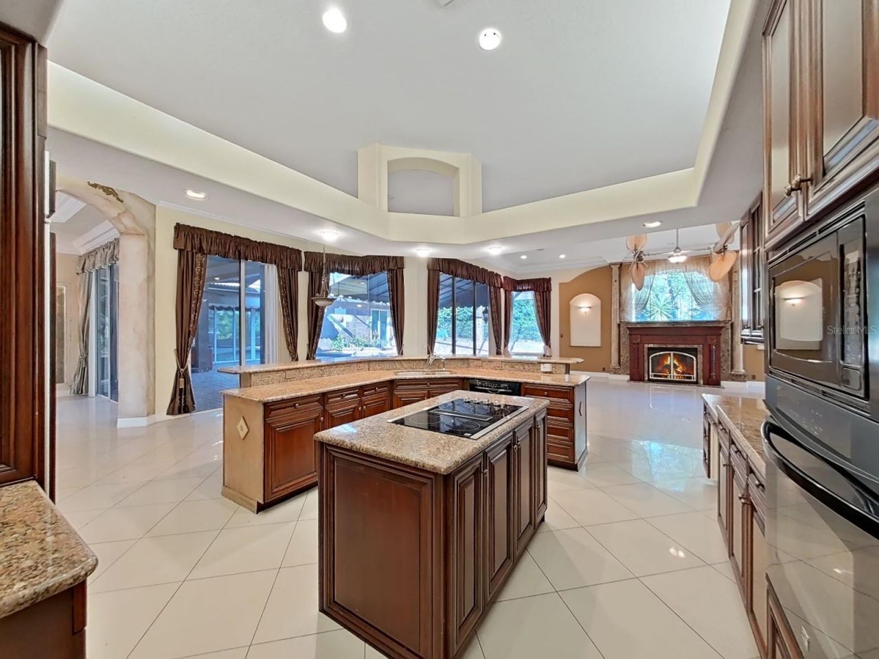 9460 Bearfoot Trail, Weeki Wachee, FL 34613 Photo