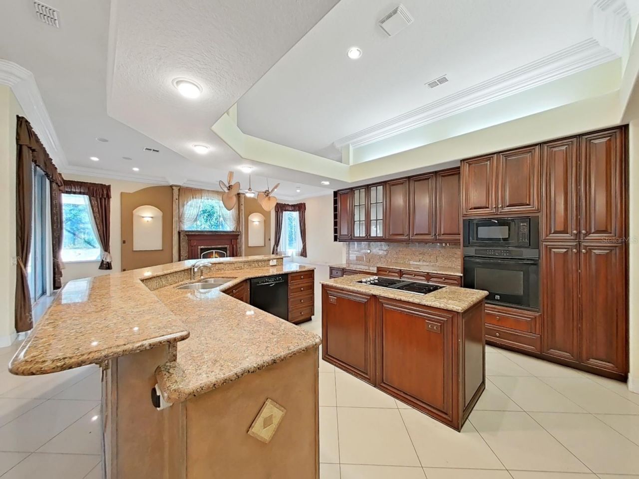 9460 Bearfoot Trail, Weeki Wachee, FL 34613 Photo