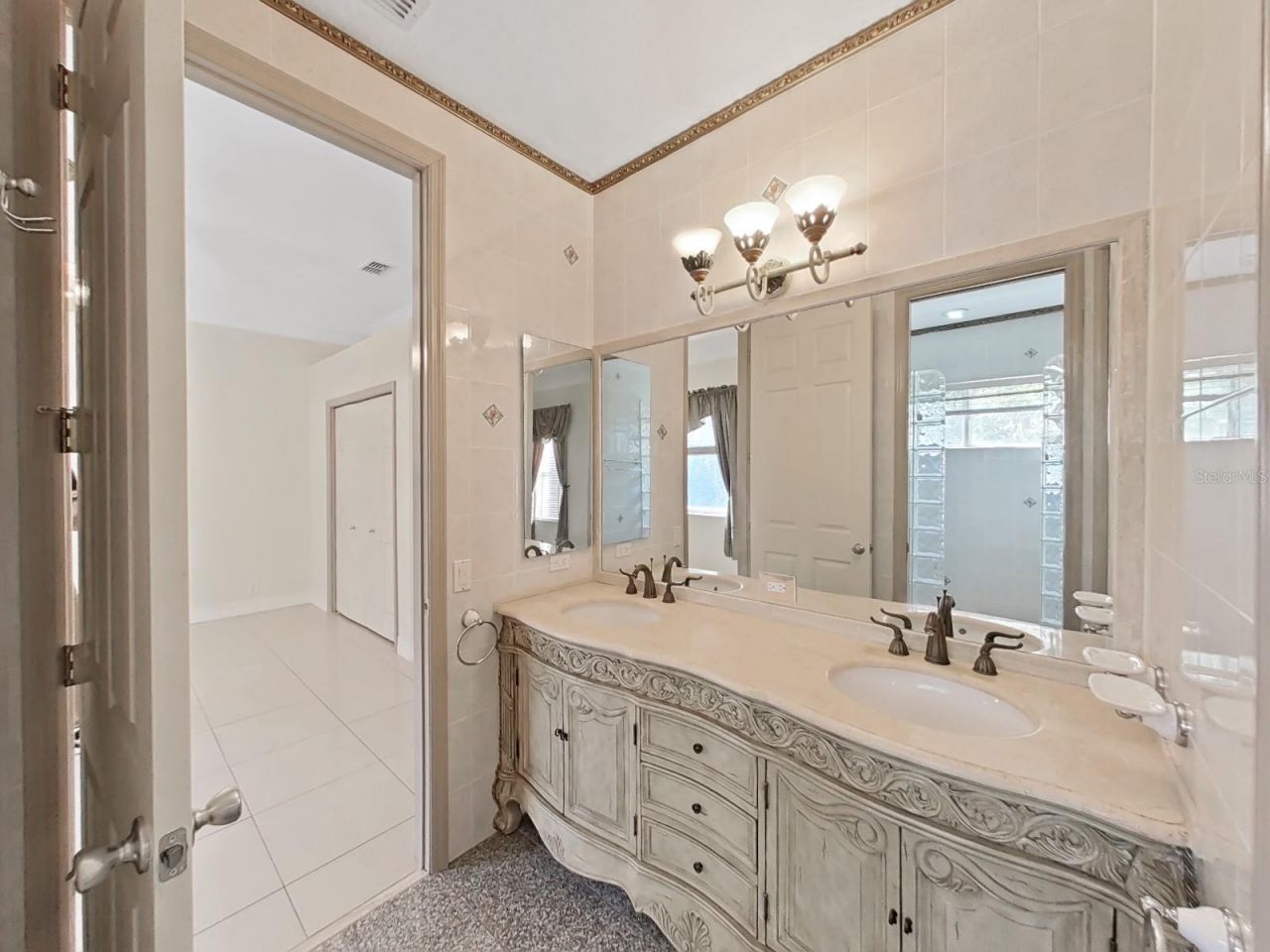 9460 Bearfoot Trail, Weeki Wachee, FL 34613 Photo