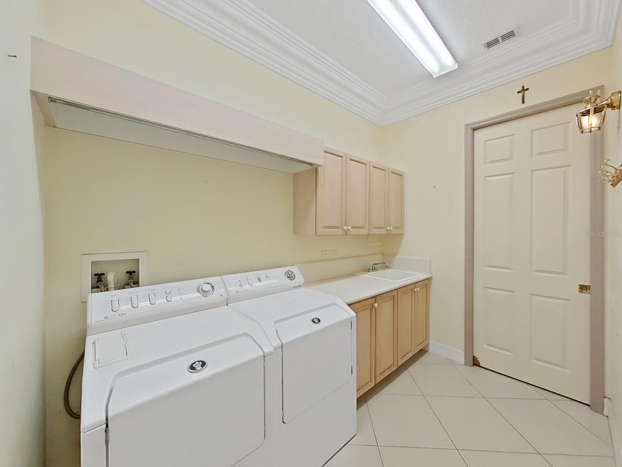 9460 Bearfoot Trail, Weeki Wachee, FL 34613 Photo