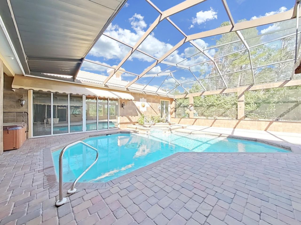 9460 Bearfoot Trail, Weeki Wachee, FL 34613 Photo