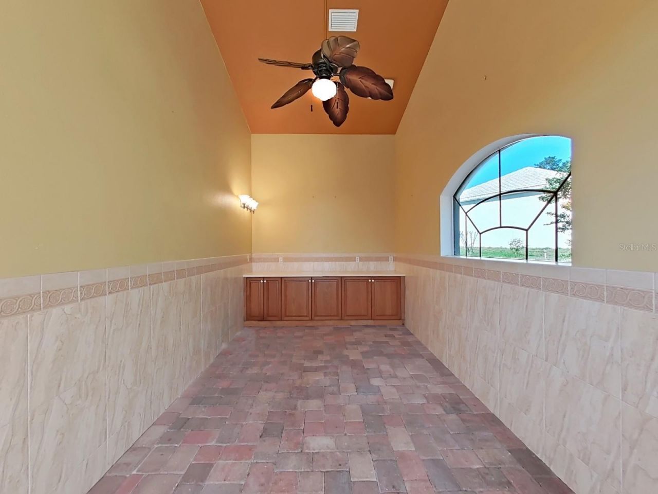 9460 Bearfoot Trail, Weeki Wachee, FL 34613 Photo