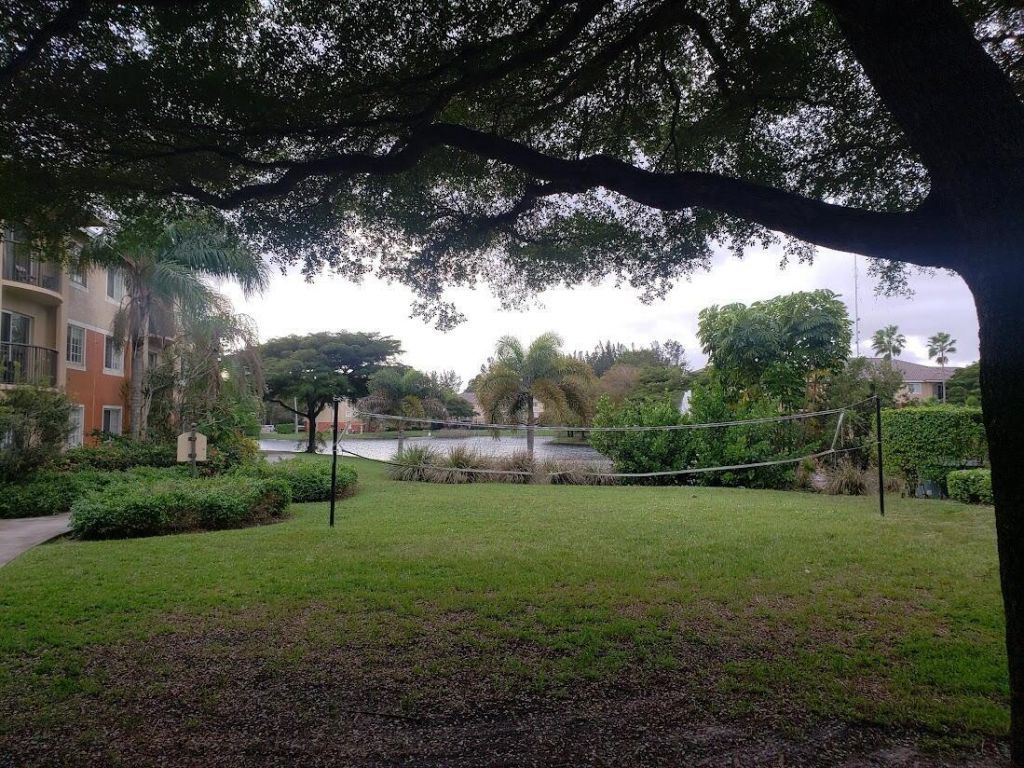 4151 N Haverhill Road, Unit 1505, West Palm Beach, FL 33417 Photo