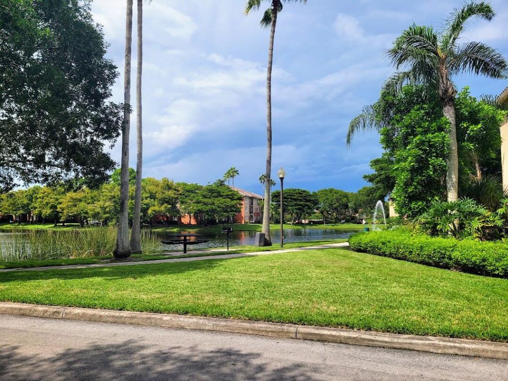 4151 N Haverhill Road, Unit 1505, West Palm Beach, FL 33417 Photo