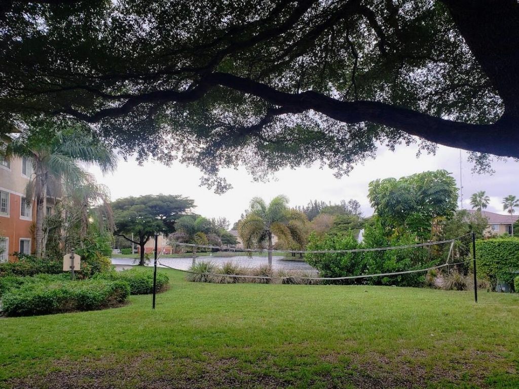 4151 N Haverhill Road, Unit 1505, West Palm Beach, FL 33417 Photo