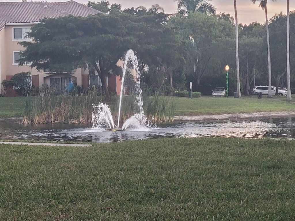 4187 N Haverhill Road, Unit 515, West Palm Beach, FL 33417 Photo